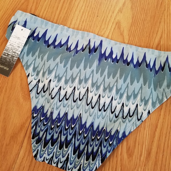 NWT Blue Wavey Stripe Bikini Bottoms w Metal Rings - Picture 6 of 8